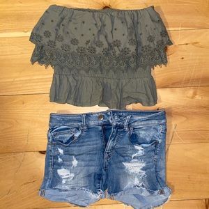 Green crop top. NWT!